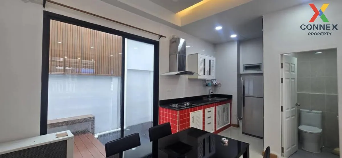 For Rent Townhouse/Townhome  , Sarin Wiz Sukhumvit 107 , BTS-Bear 3
