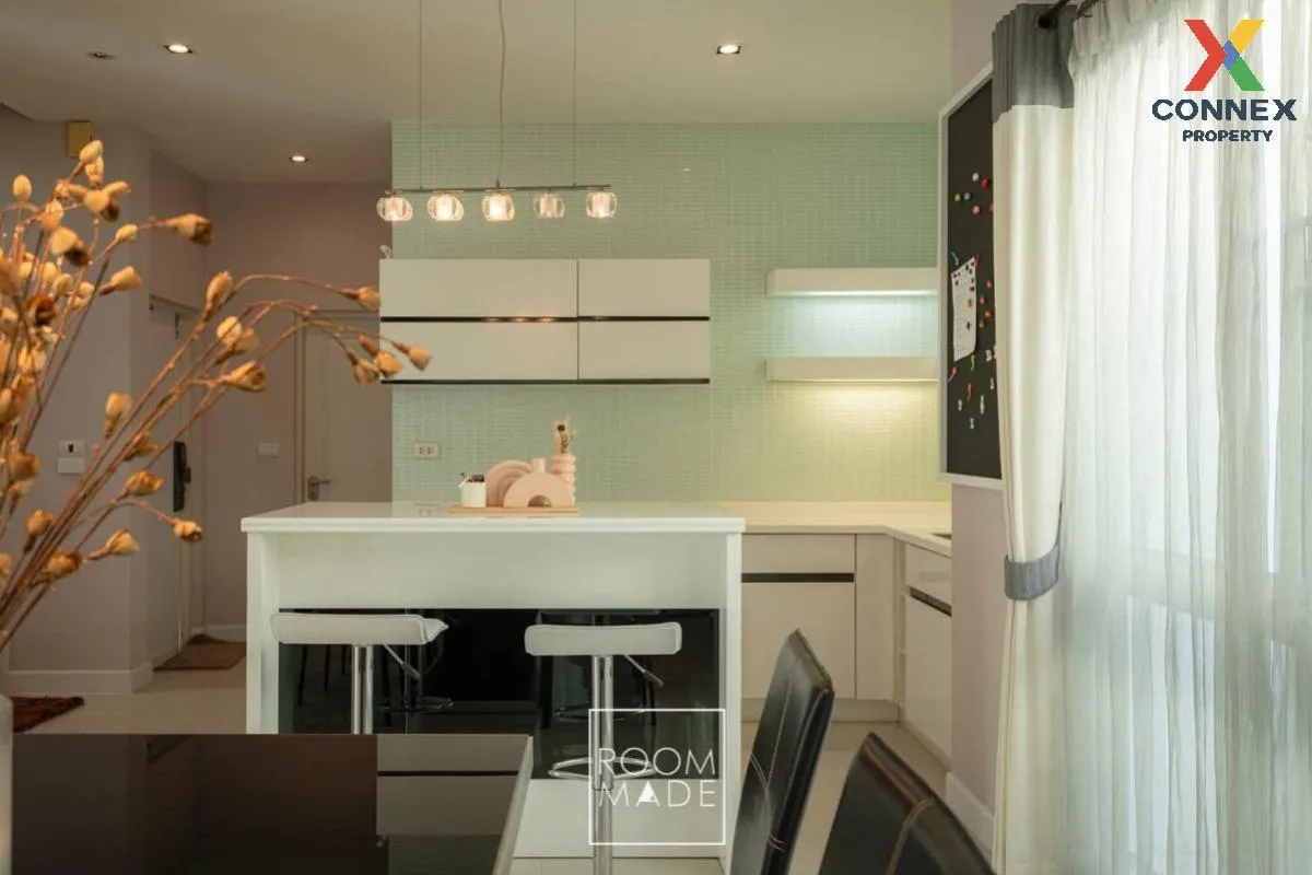 For Sale House , Bangkok Boulevard Sathorn - Pinklao , Bang Khanu