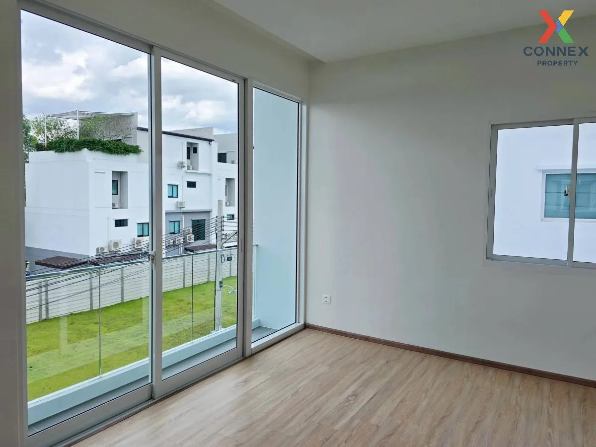 For Sale House , Nirvana Absolute Ekkamai - Ramintra , Saphan Sun For Sale House , Nirvana Absolute Ekkamai - Ramintra , Saphan Sun