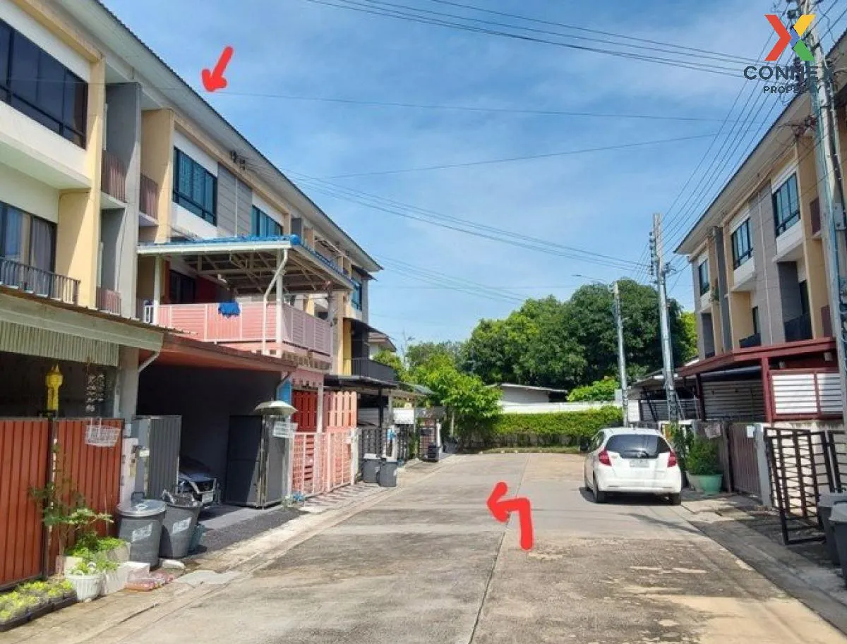 For Sale Townhouse/Townhome  , The Connect UP 3 ChalermPhraKeit 6 3