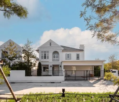 เช่าบ้าน  วิลลาจจิโอ 3 ศรีนครินทร์ - บางนา บางแก้ว บางพลี สมุทรปราการ CX-135138