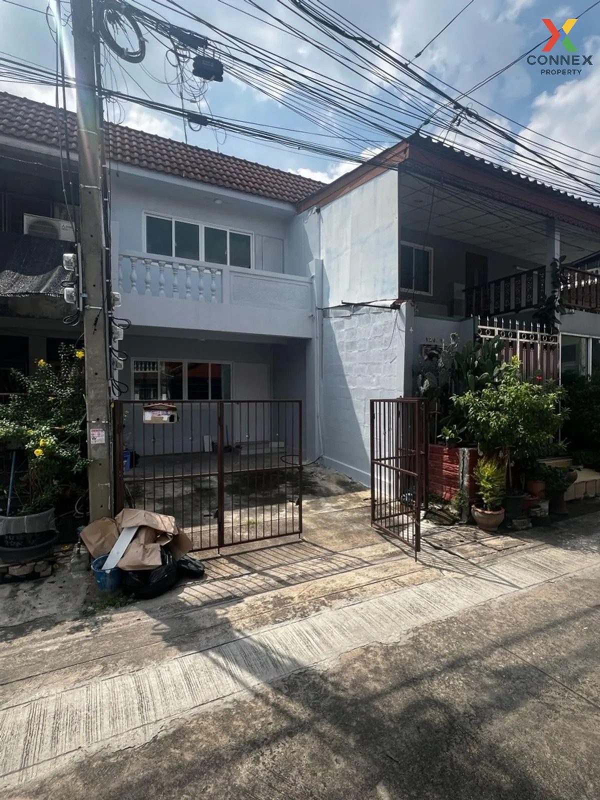 For Sale Townhouse/Townhome  , Phra Pin 2 Boromarajonani , Salath For Sale Townhouse/Townhome  , Phra Pin 2 Boromarajonani , Salath 2