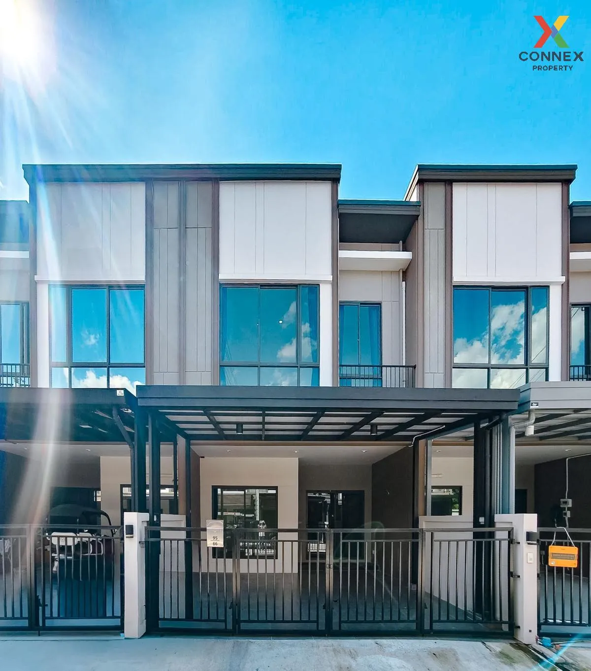 ขายทาวน์เฮ้าส์/ทาวน์โฮม  วี คอมพาวด์ บางวี คอมพาวด์ บางนา - ศรีนค 1