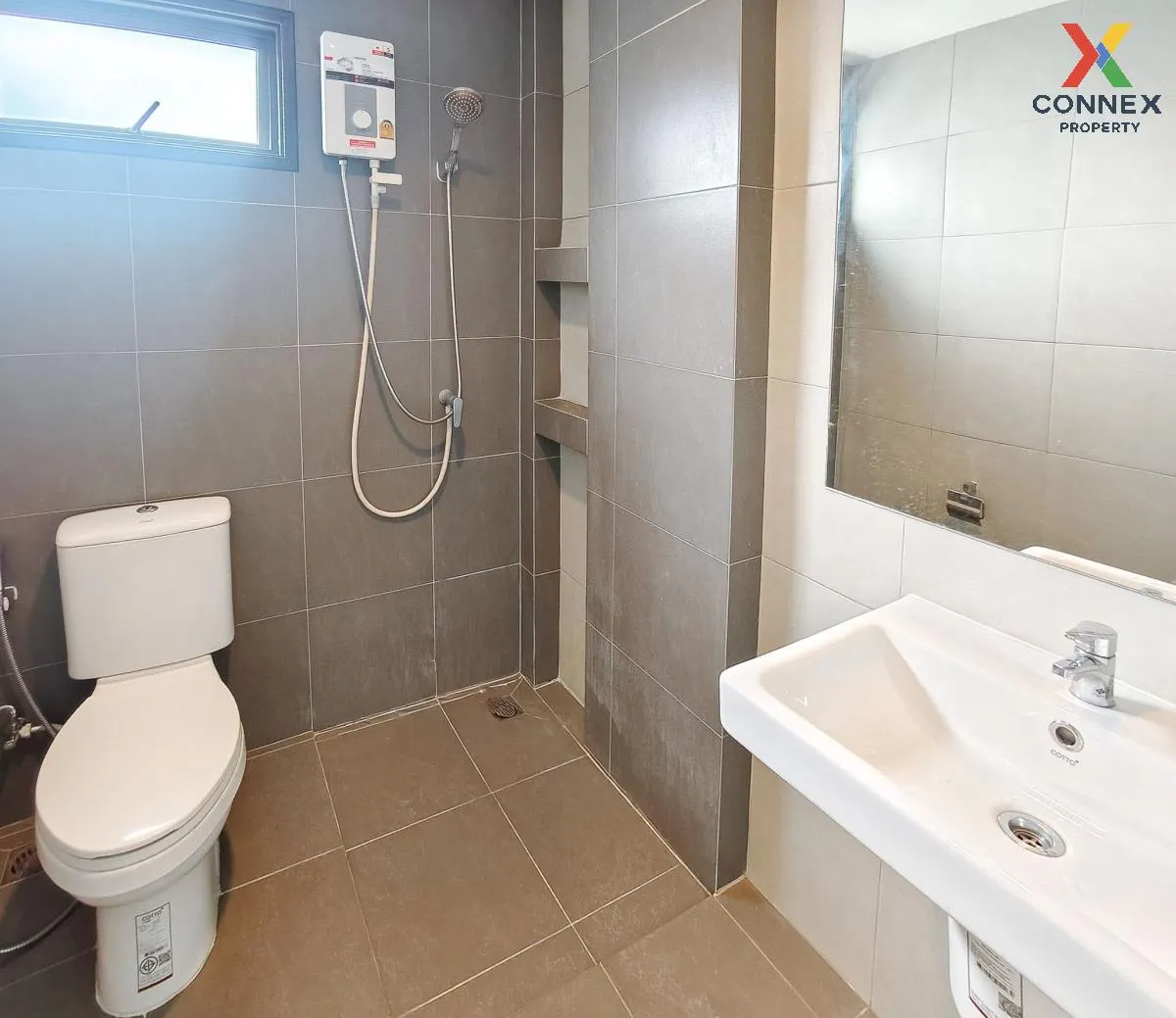 ขายทาวน์เฮ้าส์/ทาวน์โฮม  วี คอมพาวด์ บางวี คอมพาวด์ บางนา - ศรีนค