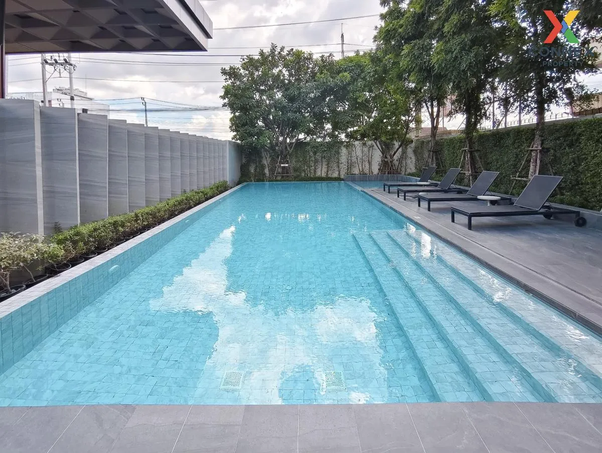 ขายทาวน์เฮ้าส์/ทาวน์โฮม  วี คอมพาวด์ บางวี คอมพาวด์ บางนา - ศรีนค