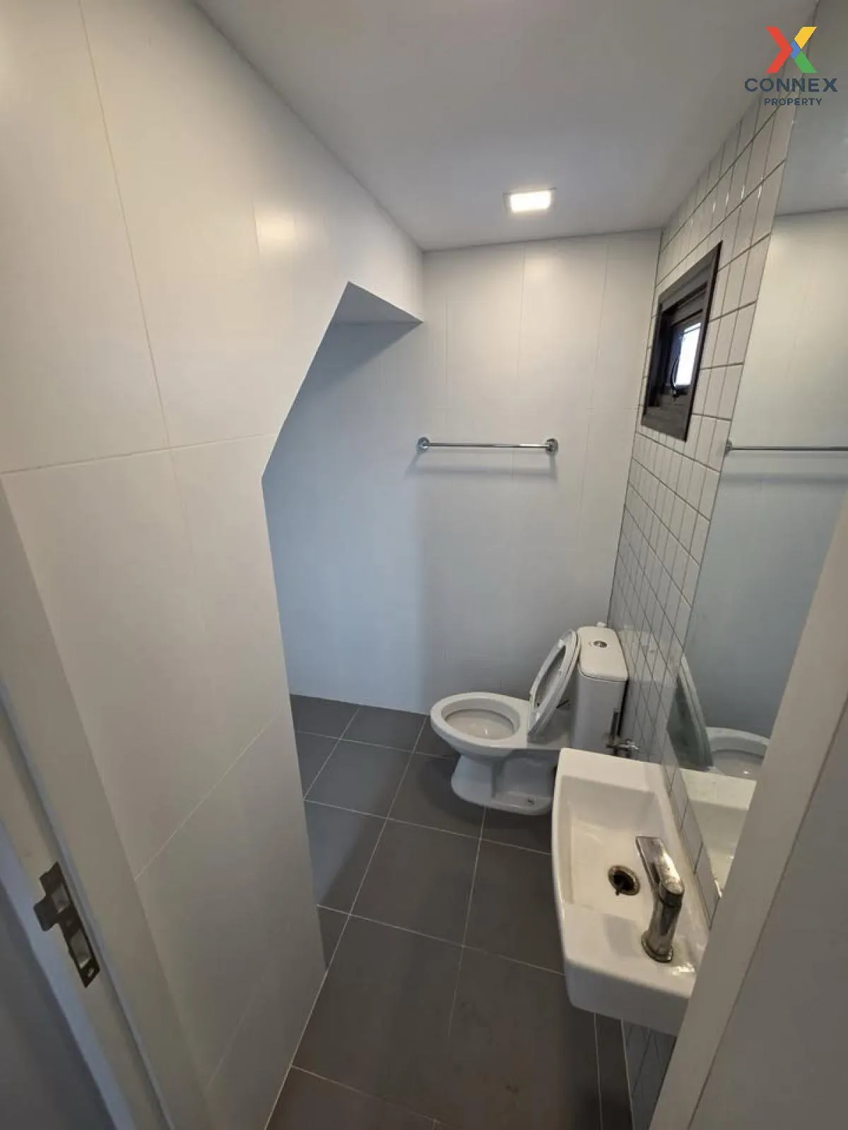 For Sale House , Anasiri Rangsit-Klong 2 , corner unit , Khlong S