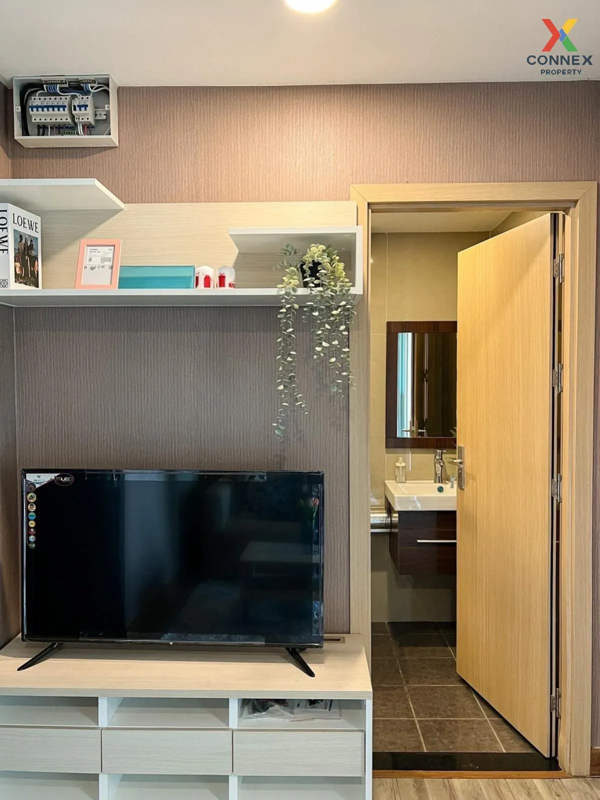For Rent Condo , The Oscar Phetkasem 58 , newly renovated , Bang  2
