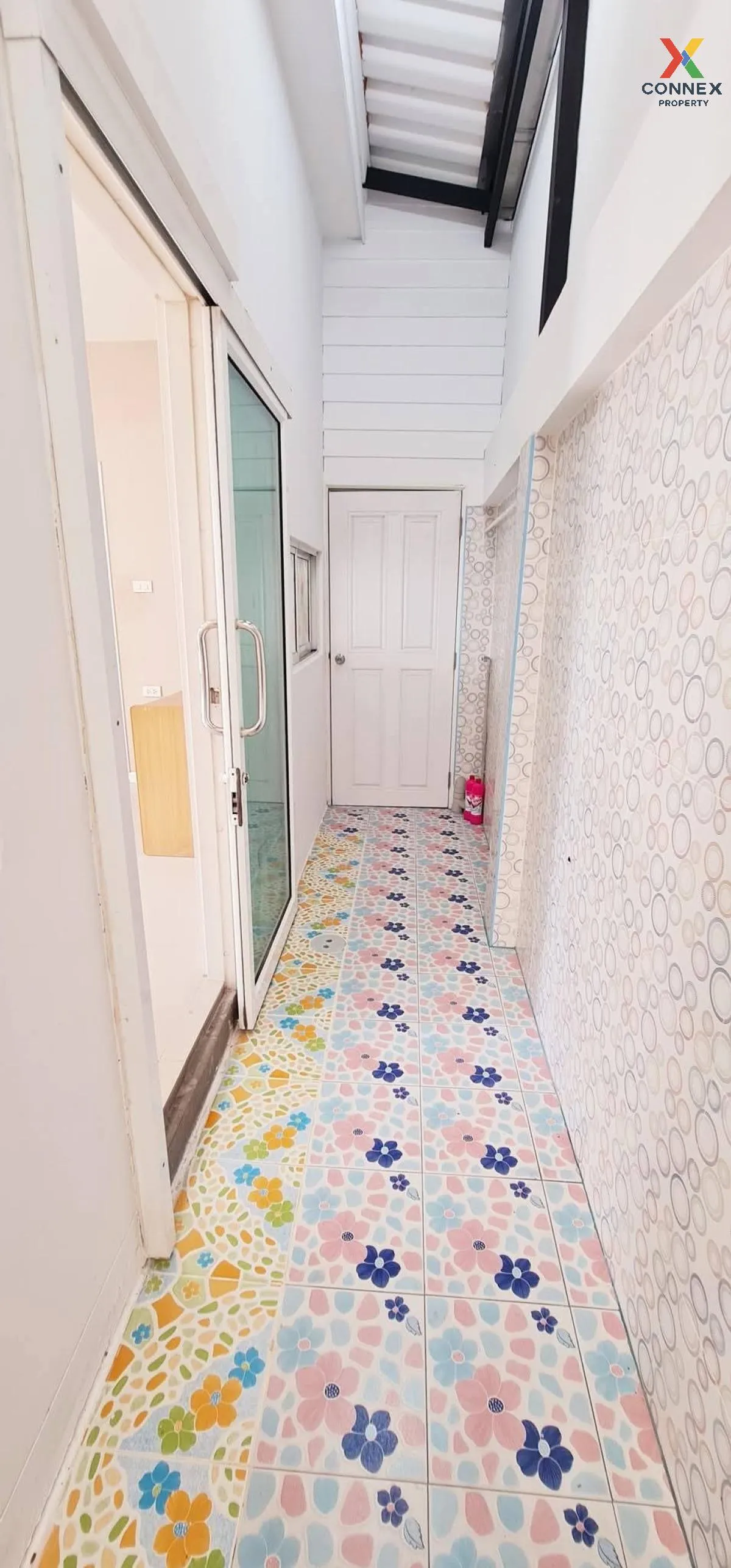 ขายบ้านวิรัลพัชร เอ็กซ์คลูซีฟ เฉลิมพระเกียรติฯ ซอย 8 ชั้นสูง ห้อง ขายบ้านวิรัลพัชร เอ็กซ์คลูซีฟ เฉลิมพระเกียรติฯ ซอย 8 ชั้นสูง ห้อง