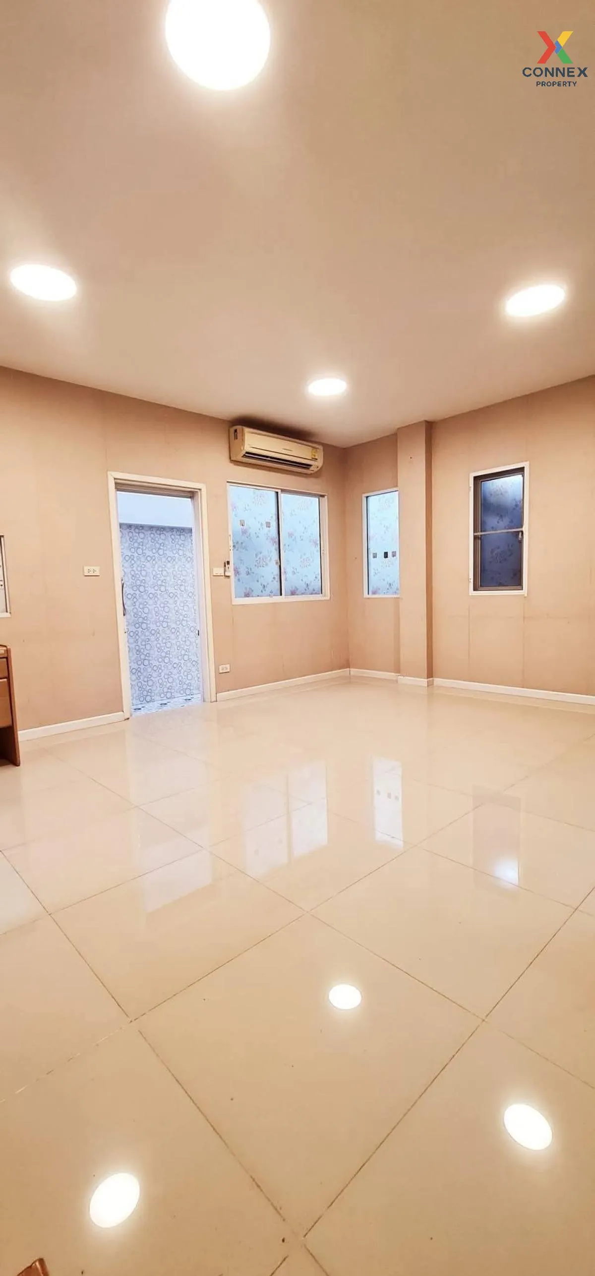 ขายบ้านวิรัลพัชร เอ็กซ์คลูซีฟ เฉลิมพระเกียรติฯ ซอย 8 ชั้นสูง ห้อง ขายบ้านวิรัลพัชร เอ็กซ์คลูซีฟ เฉลิมพระเกียรติฯ ซอย 8 ชั้นสูง ห้อง