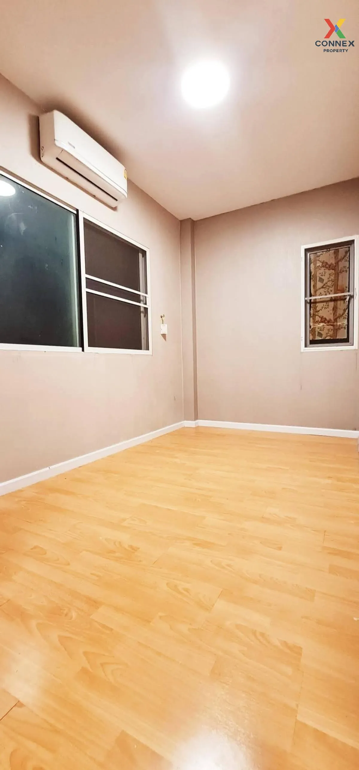 ขายบ้านวิรัลพัชร เอ็กซ์คลูซีฟ เฉลิมพระเกียรติฯ ซอย 8 ชั้นสูง ห้อง ขายบ้านวิรัลพัชร เอ็กซ์คลูซีฟ เฉลิมพระเกียรติฯ ซอย 8 ชั้นสูง ห้อง