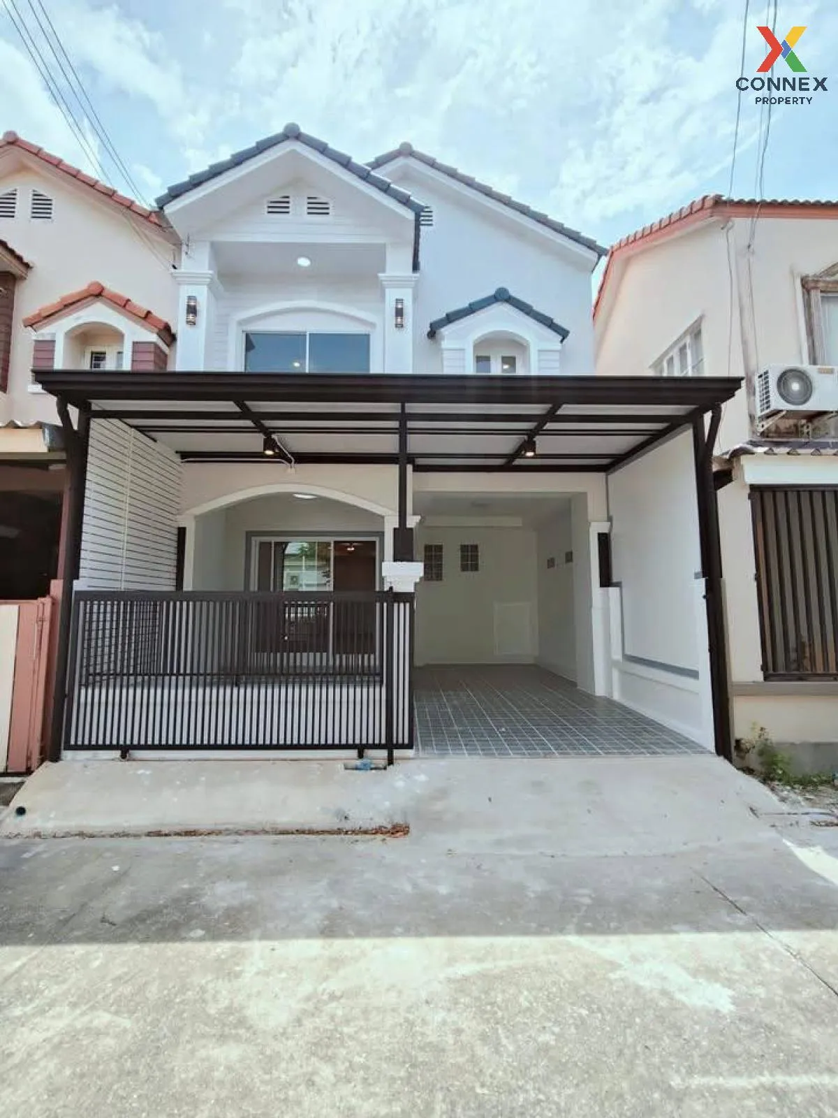 ขายทาวน์เฮ้าส์/ทาวน์โฮม  ศิลปการ พาร์ค 5 วงแหวน - รัตนาธิเบศร์ พิ 1