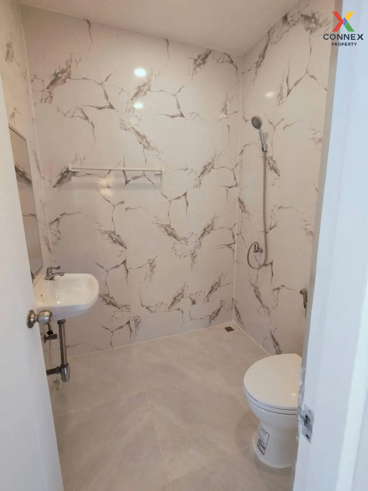 ขายทาวน์เฮ้าส์/ทาวน์โฮม  ศิลปการ พาร์ค 5 วงแหวน - รัตนาธิเบศร์ พิ