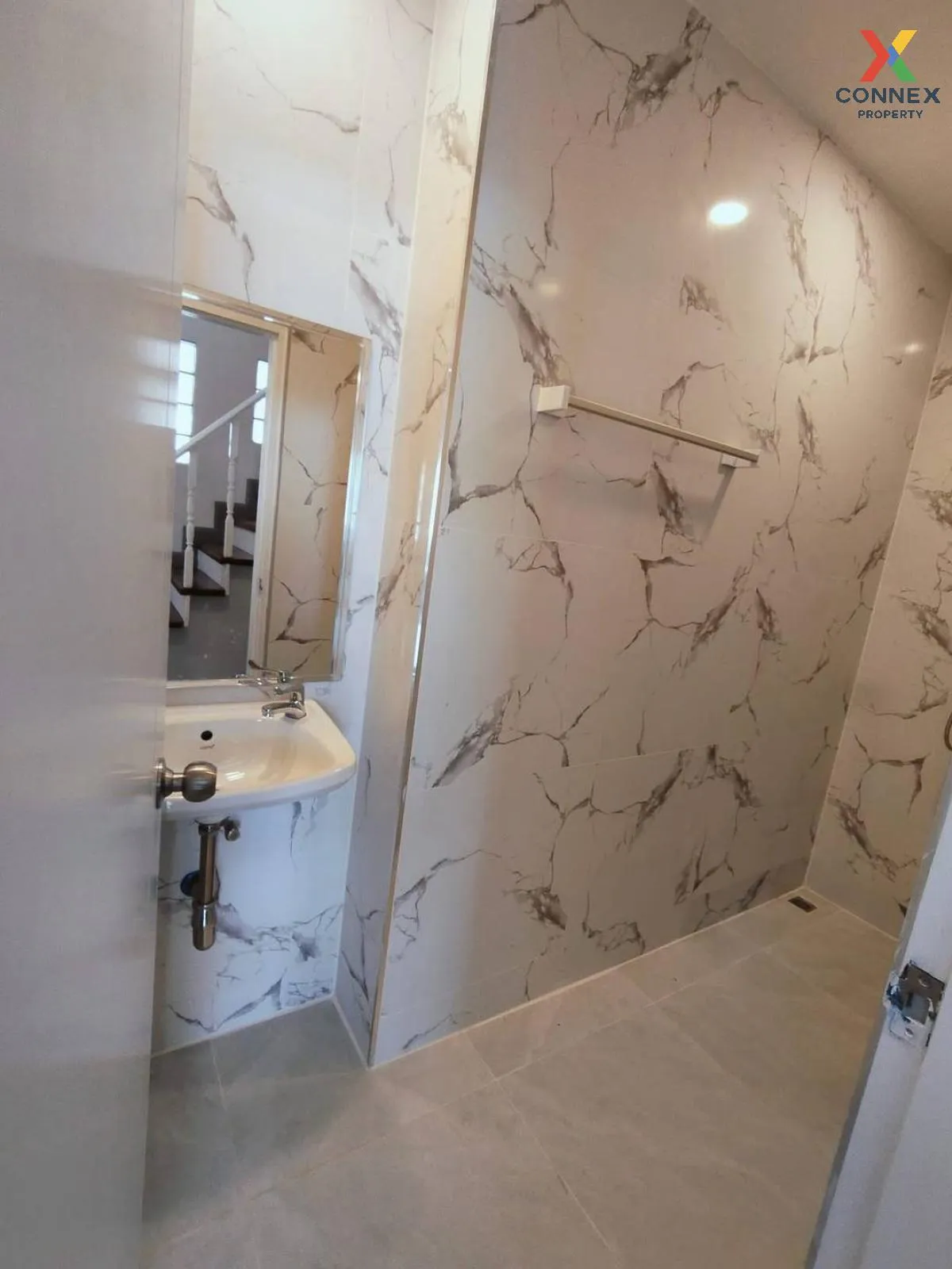 ขายทาวน์เฮ้าส์/ทาวน์โฮม  ศิลปการ พาร์ค 5 วงแหวน - รัตนาธิเบศร์ พิ