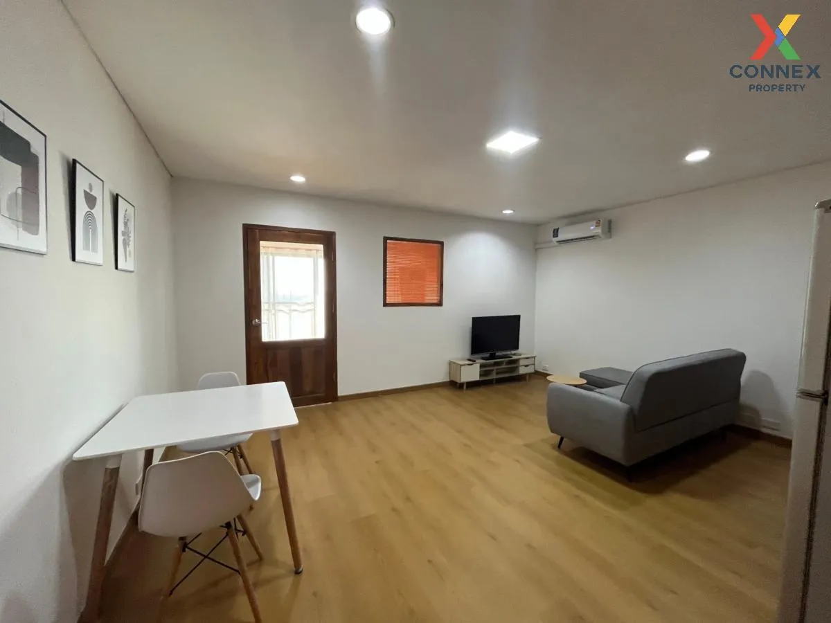 เช่าคอนโด  บางนา คอมเพล็กซ์ เรสซิเดนเซี่ยล MRT-ศรีเอี่ยม (สายสีเห 3