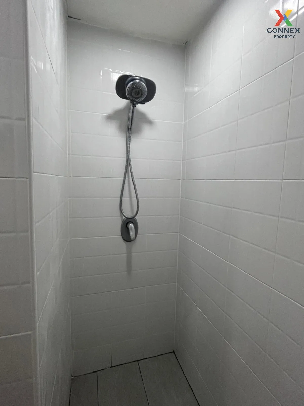 เช่าคอนโด  บางนา คอมเพล็กซ์ เรสซิเดนเซี่ยล MRT-ศรีเอี่ยม (สายสีเห