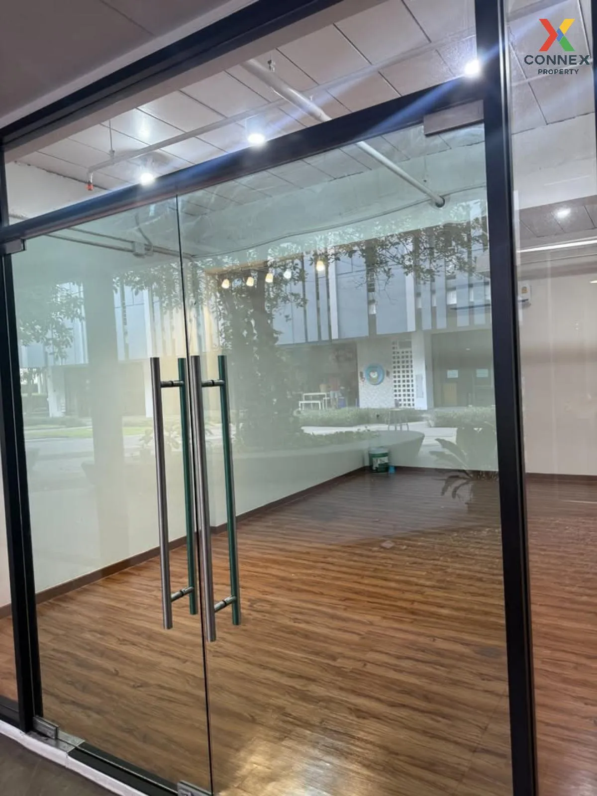 For Rent Commercial space , Centric Tiwanon Station , MRT-Yak Tiw For Rent Commercial space , Centric Tiwanon Station , MRT-Yak Tiw 1