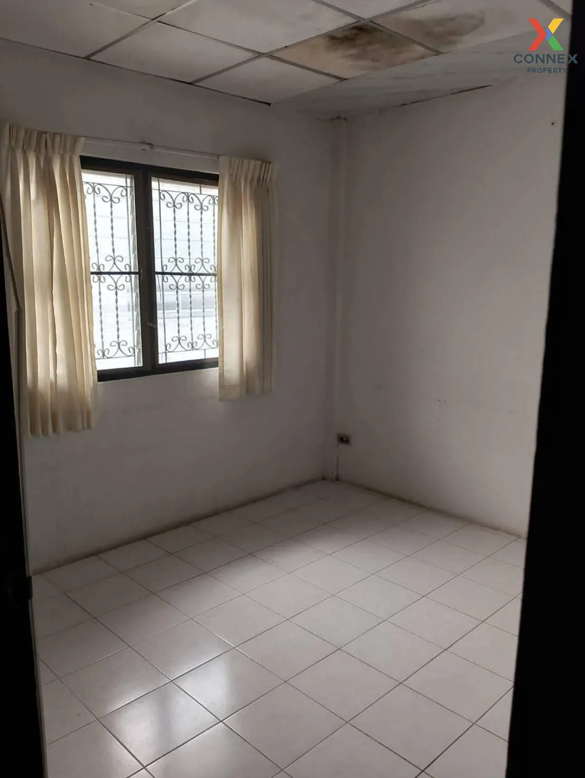 For Sale Townhouse/Townhome  , Baan Buathong 4 Baan Kluay-Sai Noi 4
