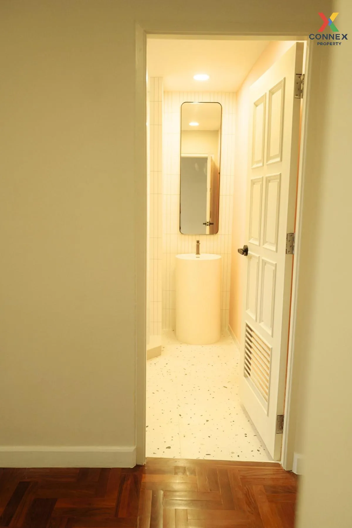 For Sale townhome, Lad Phrao 35 , newly renovated , Chankasem , C