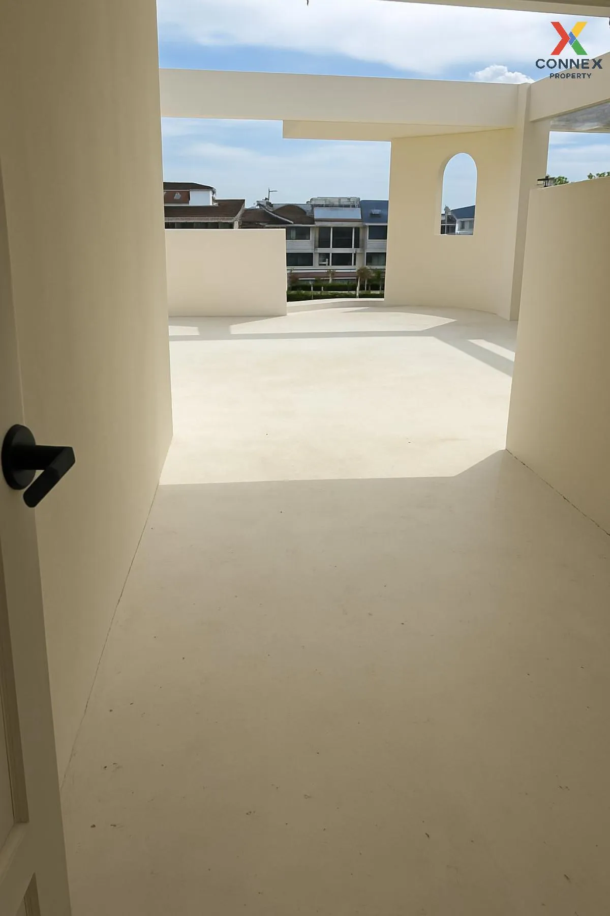 For Sale townhome, Lad Phrao 35 , newly renovated , Chankasem , C