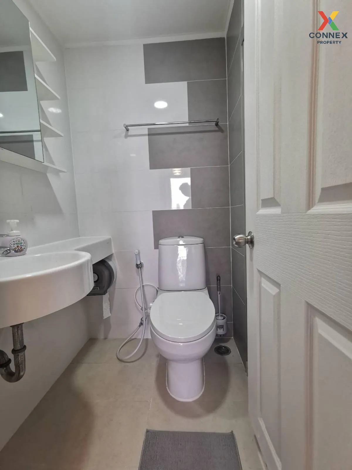 ขายคอนโด  ลุมพินี เพลส พระราม 4 - กล้วยน้ำไท BTS-พระโขนง พระโขนง  ขายคอนโด  ลุมพินี เพลส พระราม 4 - กล้วยน้ำไท BTS-พระโขนง พระโขนง