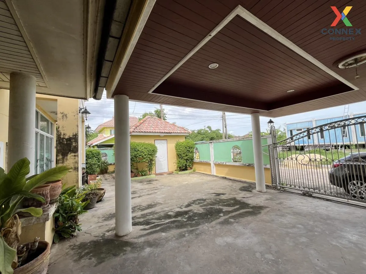 For Sale House , Bhudhani Village , corner unit , Bang Krathuek , 4