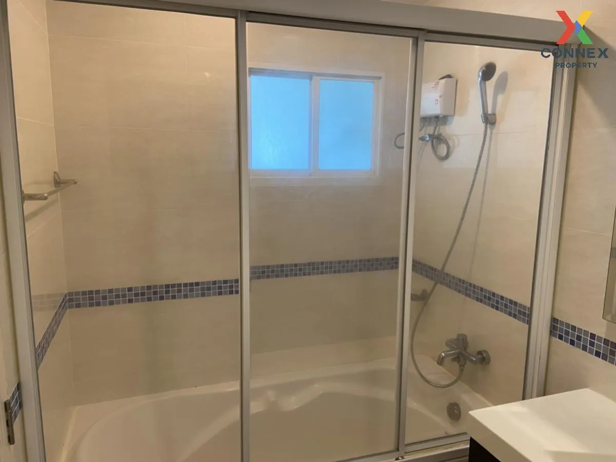 FOR RENT condo , Life @ Sukhumvit 65 , BTS-Ekkamai , Phra Khanong