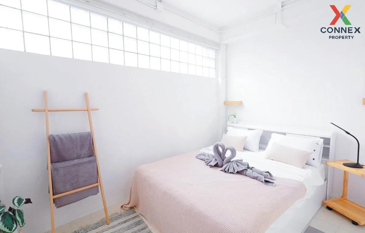 เช่าทาวน์โฮมส์ 2 ชั้น ซอยอยู่เจริญ ดินแดง เขต ดินแดง กรุงเทพ CX-1