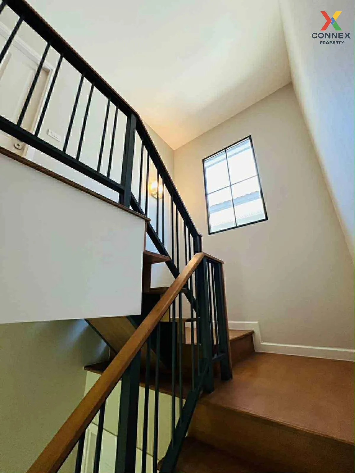 For Sale House , Passorn Chaengwattana-Chaiyapruek , wide frontag