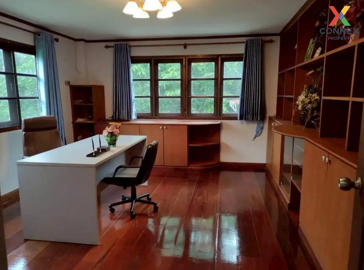 ขายบ้าน 3 ชั้น พื้นที่ 1-3-85  ตรว. โพธิ์กลาง นครราชสีมา โพธิ์กลา