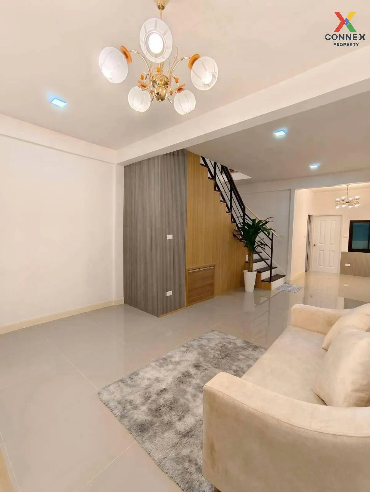 For Sale Townhouse/Townhome  , Baan Somchai Pattana , wide fronta For Sale Townhouse/Townhome  , Baan Somchai Pattana , wide fronta