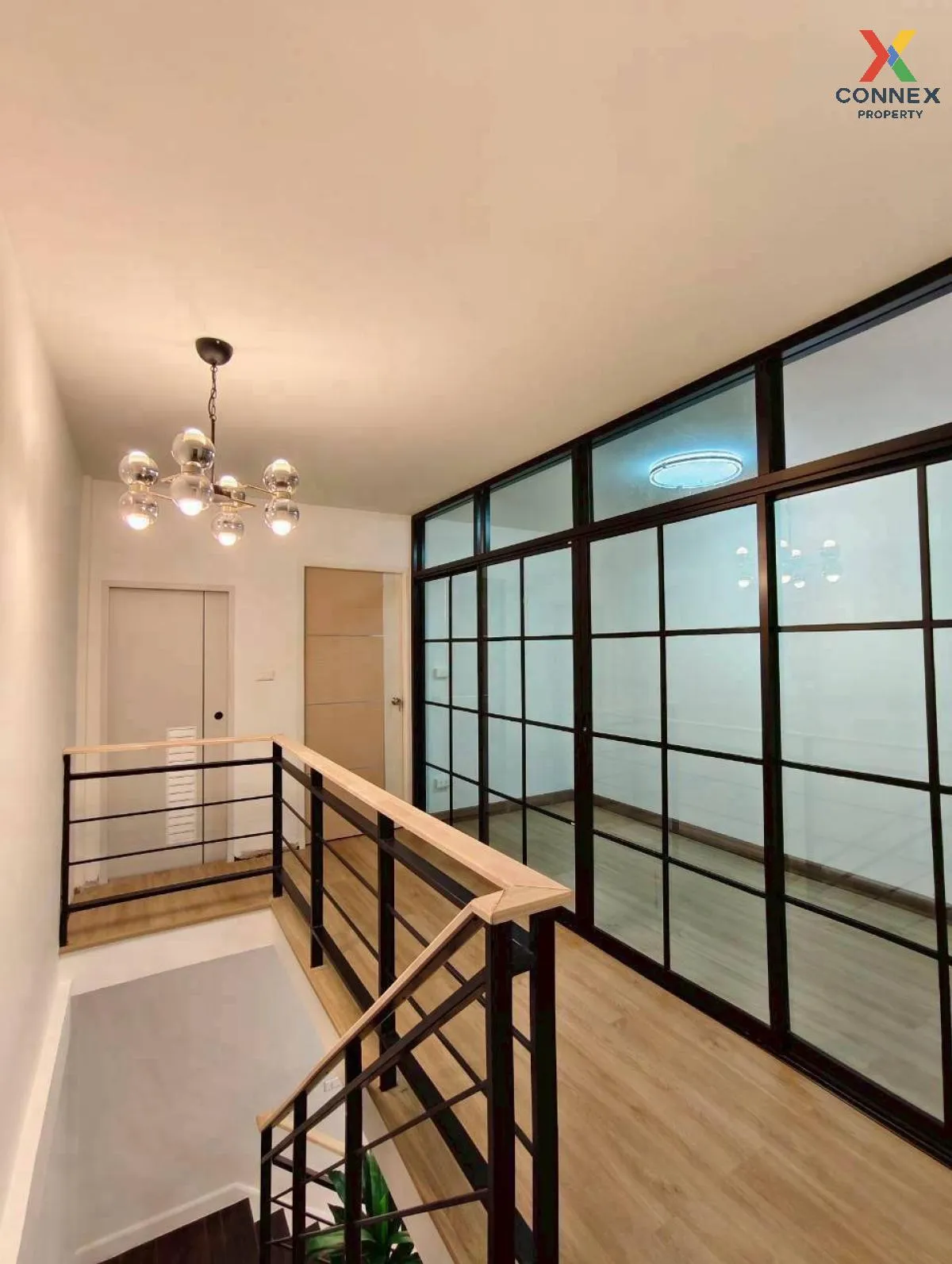 For Sale Townhouse/Townhome  , Baan Somchai Pattana , wide fronta For Sale Townhouse/Townhome  , Baan Somchai Pattana , wide fronta