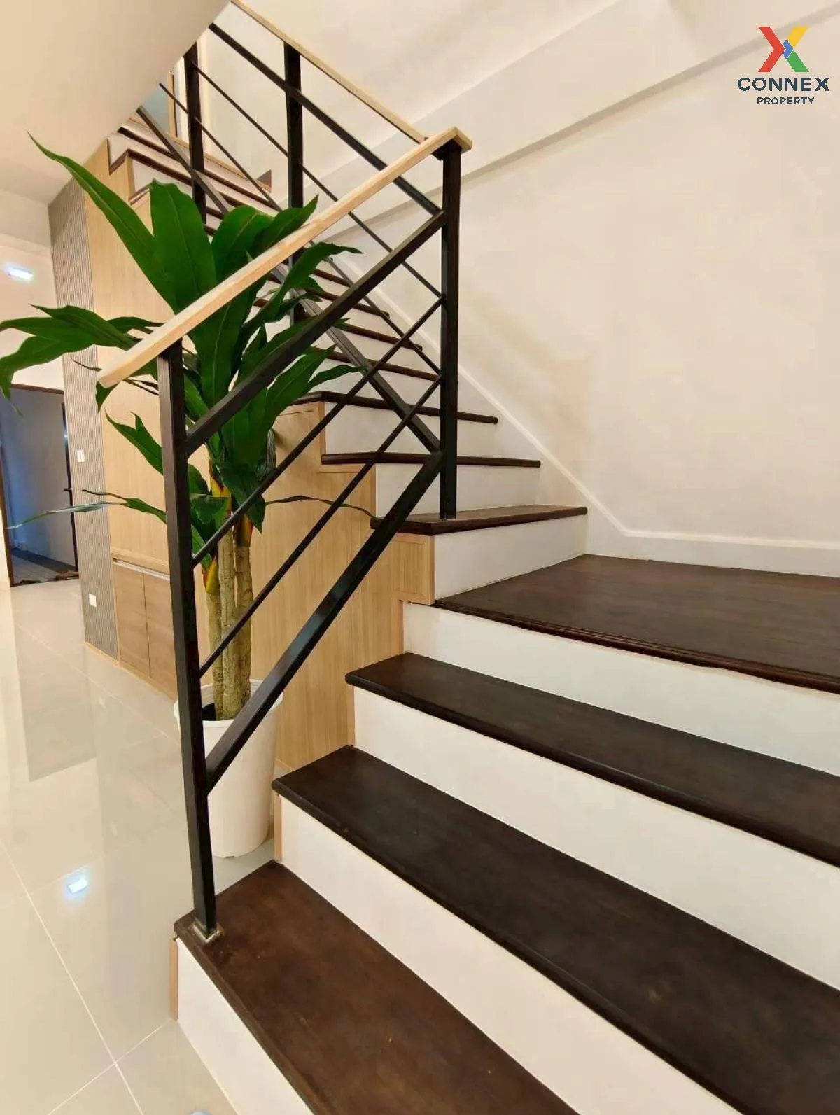 For Sale Townhouse/Townhome  , Baan Somchai Pattana , wide fronta For Sale Townhouse/Townhome  , Baan Somchai Pattana , wide fronta