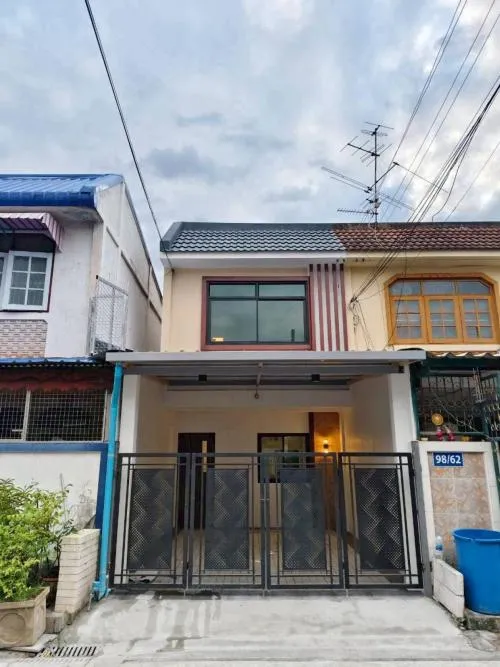 For Sale Townhouse/Townhome  , Baan Somchai Pattana , wide frontage , newly renovated , Bang Kruai , Bang Kruai , Nonthaburi , CX-135654 For Sale Townhouse/Townhome  , Baan Somchai Pattana , wide frontage , newly renovated , Bang Kruai , Bang Kruai , Nonthaburi , CX-135654