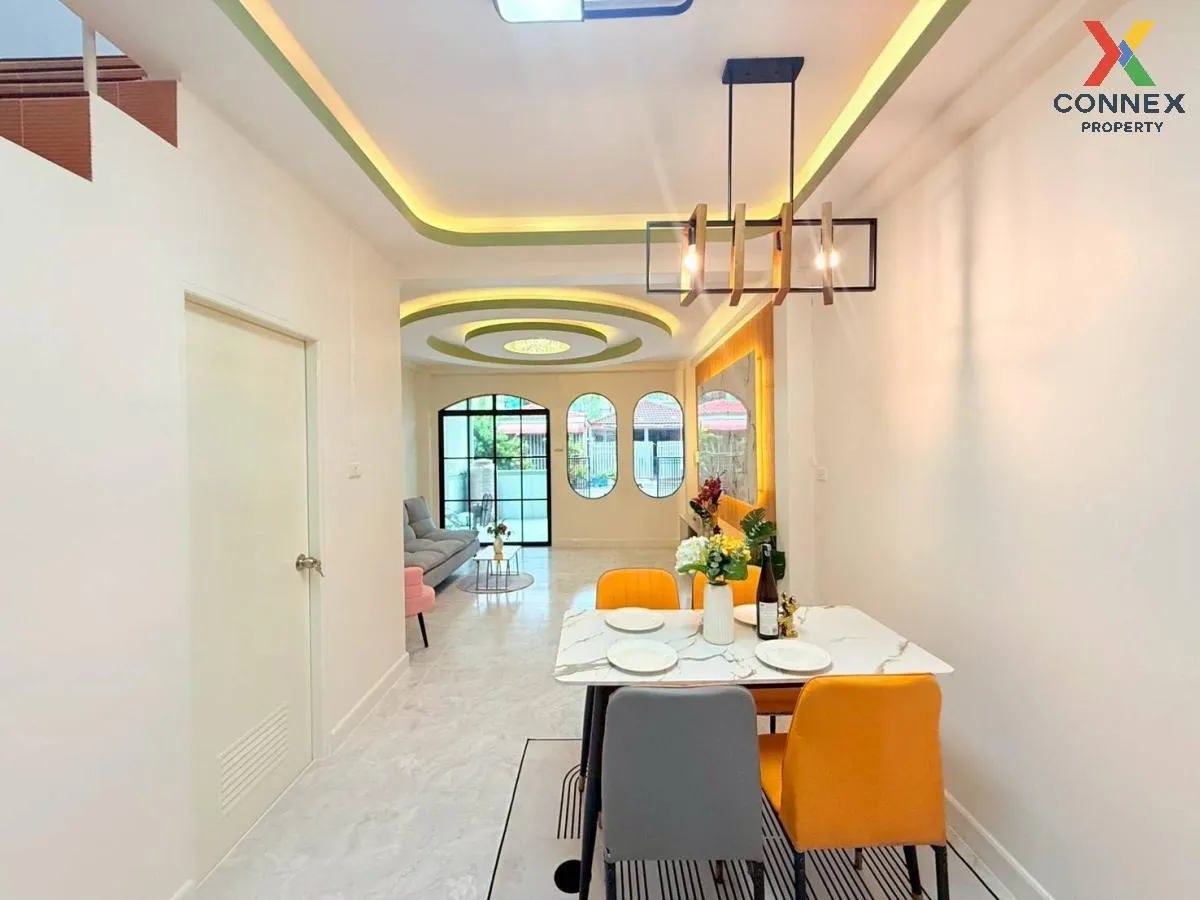 ขายทาวน์เฮ้าส์/ทาวน์โฮม  บ้านกิตติชัยวิลล่า 7 หน้ากว้าง รีโนเวทให ขายทาวน์เฮ้าส์/ทาวน์โฮม  บ้านกิตติชัยวิลล่า 7 หน้ากว้าง รีโนเวทให