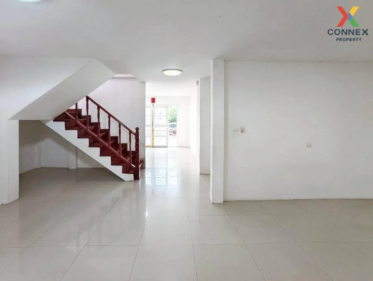 For Sale House , Baan Srijan , Tha Talat , Sam Phran , Nakhon Pat For Sale House , Baan Srijan , Tha Talat , Sam Phran , Nakhon Pat 4