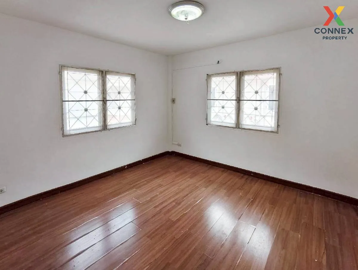 For Sale House , Baan Srijan , Tha Talat , Sam Phran , Nakhon Pat For Sale House , Baan Srijan , Tha Talat , Sam Phran , Nakhon Pat