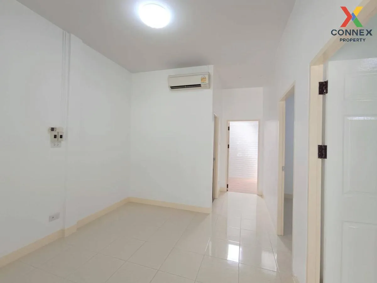 For Sale Townhouse/Townhome  , Baan Kamol Luck 2 , Sai Noi , Sai 