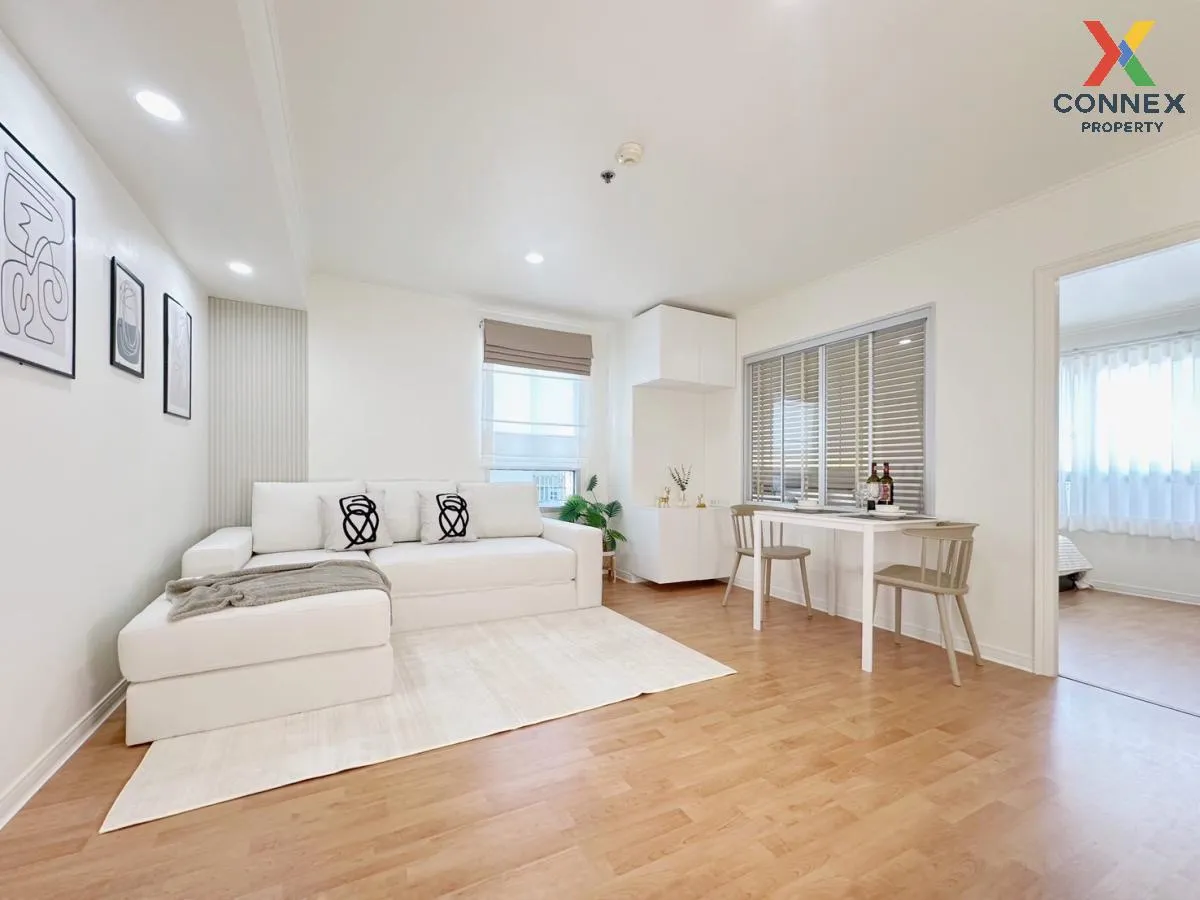 For Sale Condo , Lumpini Ville Ramkhamhaeng 44 , nice view , high For Sale Condo , Lumpini Ville Ramkhamhaeng 44 , nice view , high 2