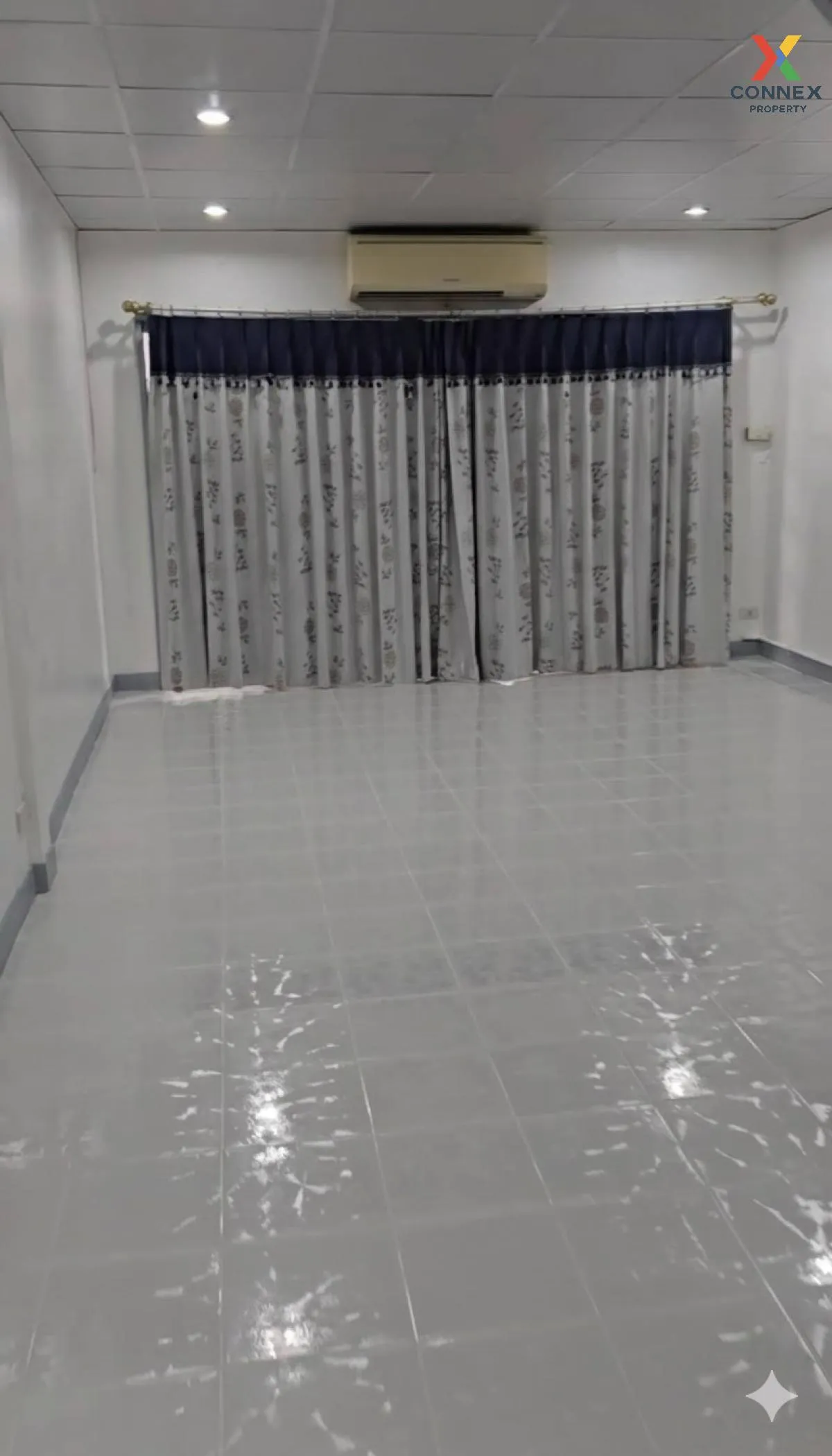 For Sale Townhouse/Townhome  , Sinthorn Happyland , nice view , n