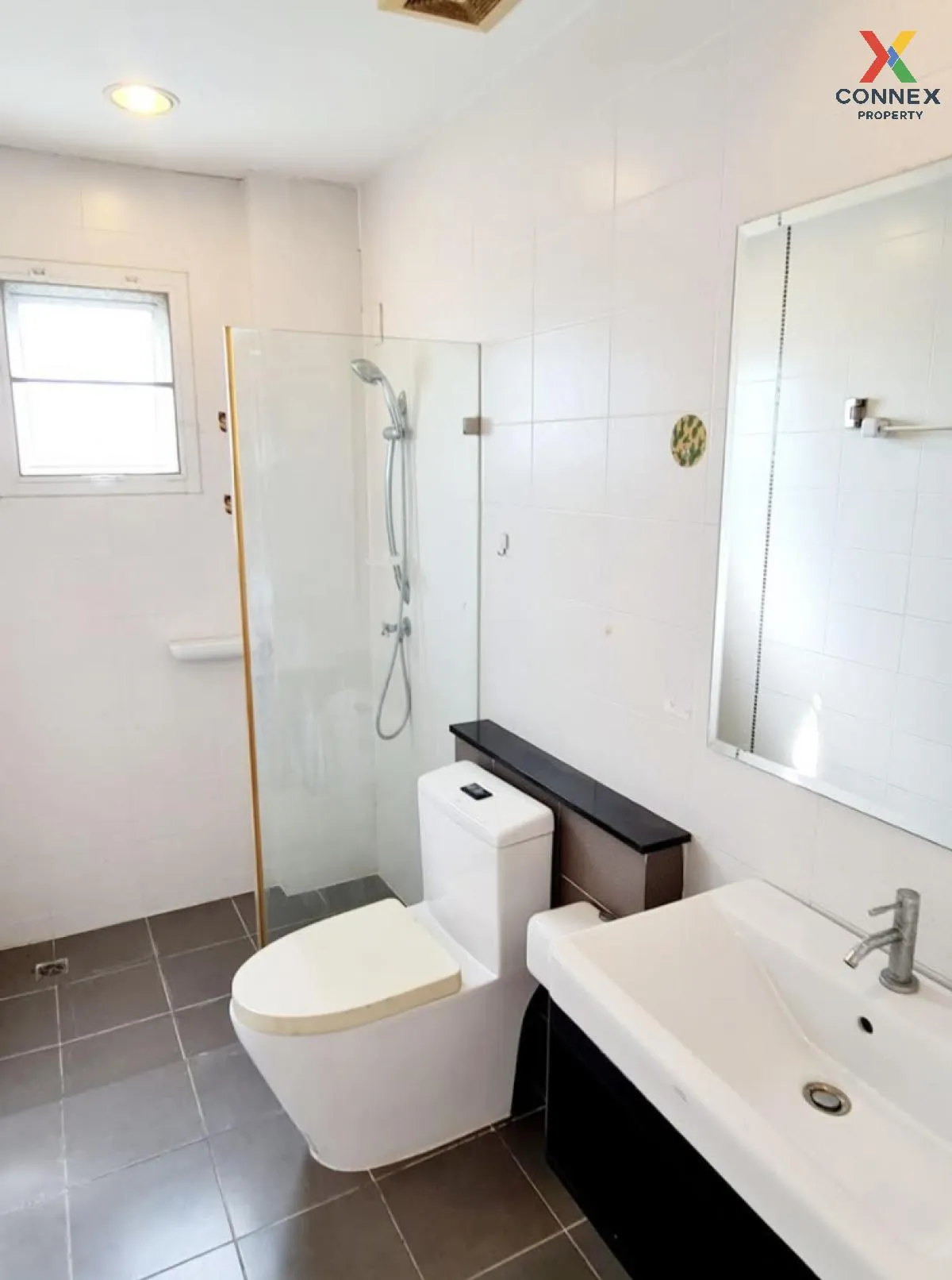 ขายทาวน์เฮ้าส์/ทาวน์โฮม  บ้านวิรัลพัชร เอ็กซ์คลูซีฟ เฉลิมพระเกียร ขายทาวน์เฮ้าส์/ทาวน์โฮม  บ้านวิรัลพัชร เอ็กซ์คลูซีฟ เฉลิมพระเกียร