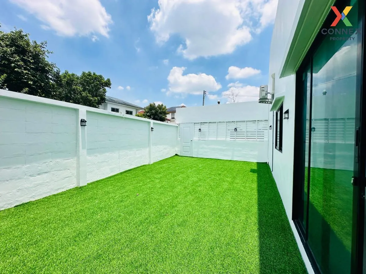 ขายบ้านแฝด ซอยเพชรเกษม 94 แยก 14 หมู่บ้านวีรวัฒน์ รีโนเวทใหม่ บาง