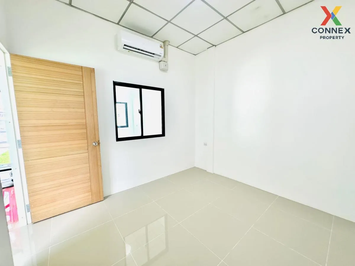 ขายบ้านแฝด ซอยเพชรเกษม 94 แยก 14 หมู่บ้านวีรวัฒน์ รีโนเวทใหม่ บาง