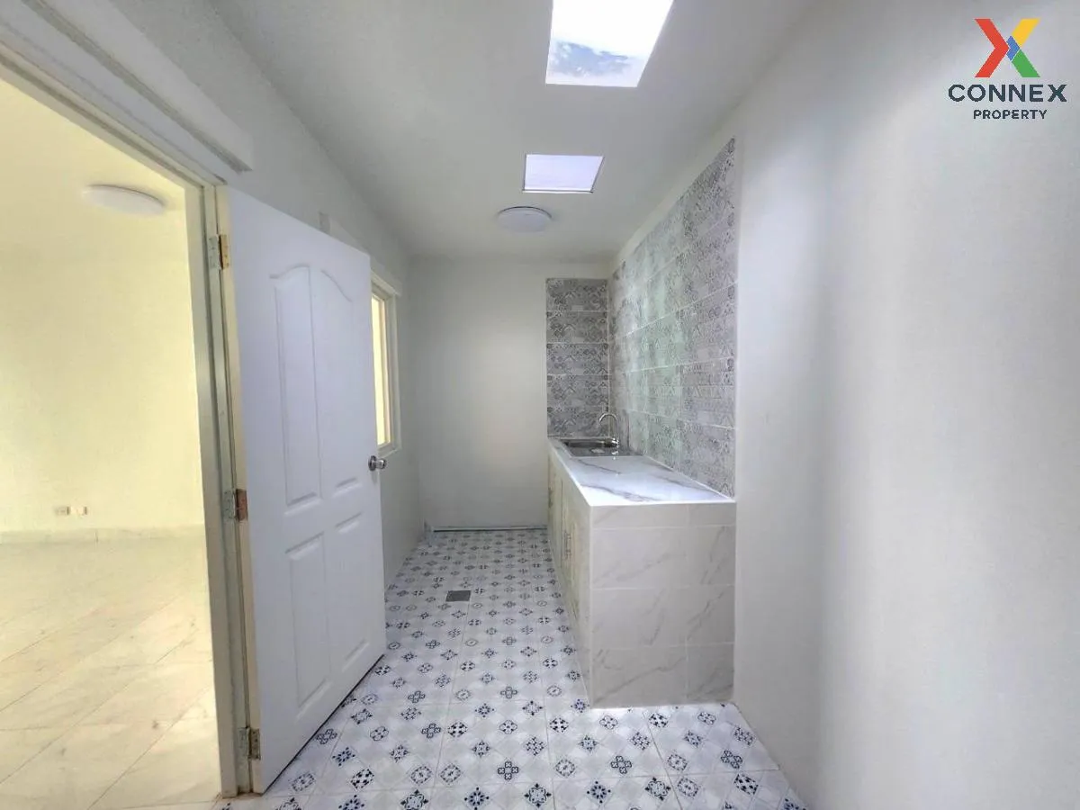 ขายเดอะคอนเนค 8 บางนา บางพลีใหญ่ บางพลี สมุทรปราการ CX-135787