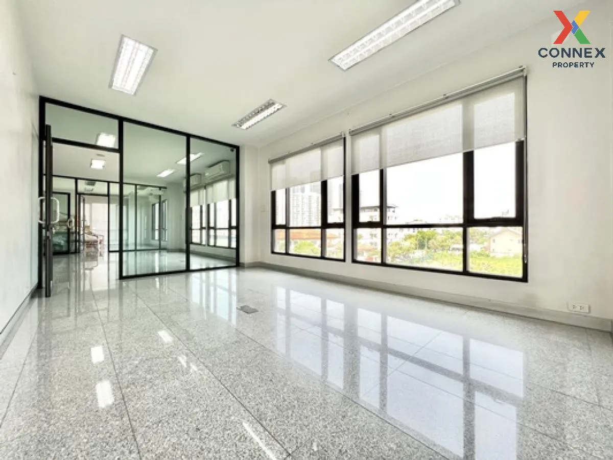 ขายสำนักงาน 4 ชั้น สุขุมวิท 101/1 ใกล้ BTS ปุณณวิถี ชั้นสูง รีโนเ ขายสำนักงาน 4 ชั้น สุขุมวิท 101/1 ใกล้ BTS ปุณณวิถี ชั้นสูง รีโนเ