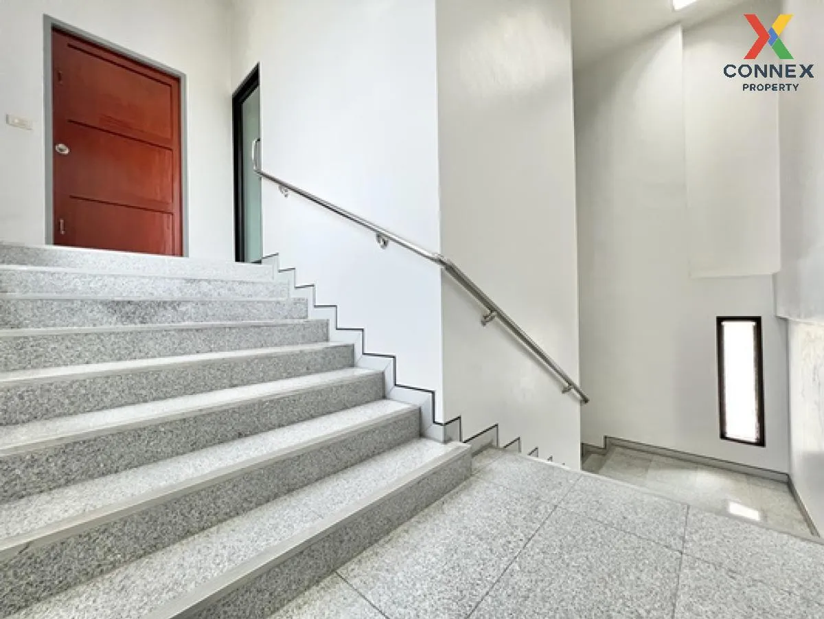 ขายสำนักงาน 4 ชั้น สุขุมวิท 101/1 ใกล้ BTS ปุณณวิถี ชั้นสูง รีโนเ ขายสำนักงาน 4 ชั้น สุขุมวิท 101/1 ใกล้ BTS ปุณณวิถี ชั้นสูง รีโนเ