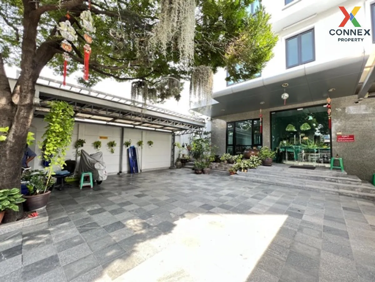 ขายสำนักงาน 4 ชั้น สุขุมวิท 101/1 ใกล้ BTS ปุณณวิถี ชั้นสูง รีโนเ ขายสำนักงาน 4 ชั้น สุขุมวิท 101/1 ใกล้ BTS ปุณณวิถี ชั้นสูง รีโนเ