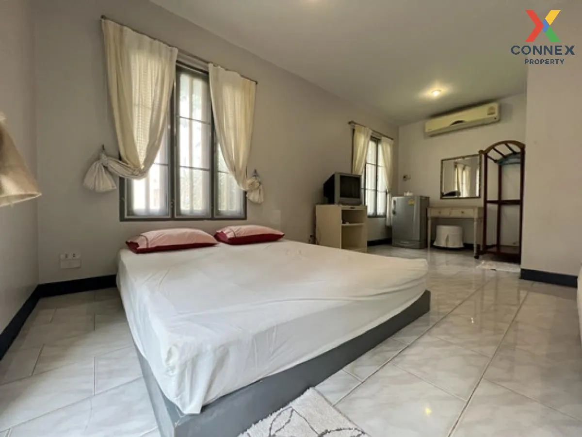 ขายที่ดินเปล่า พร้อมกิจการ รีสอร์ท แกลง ระยอง ติดหาดส่วนตัว มีใบป ขายที่ดินเปล่า พร้อมกิจการ รีสอร์ท แกลง ระยอง ติดหาดส่วนตัว มีใบป