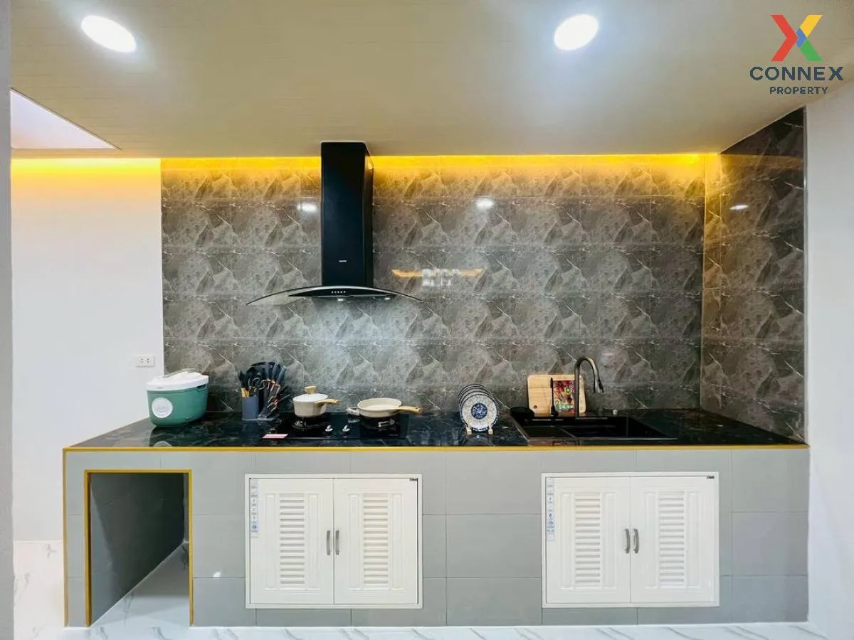 ขายทาวน์เฮ้าส์/ทาวน์โฮม  บ้านพฤกษา 12 รังสิต-คลอง 3 ห้องมุม รีโนเ ขายทาวน์เฮ้าส์/ทาวน์โฮม  บ้านพฤกษา 12 รังสิต-คลอง 3 ห้องมุม รีโนเ