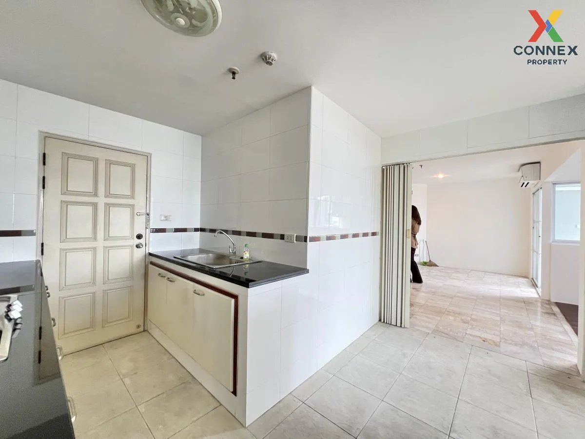 ขายคอนโด  ฟิฟตี้ ฟิฟท์ ทาวเวอร์ ทองหล่อ เพนท์เฮ้าส์ วิวสวย ห้องมุ