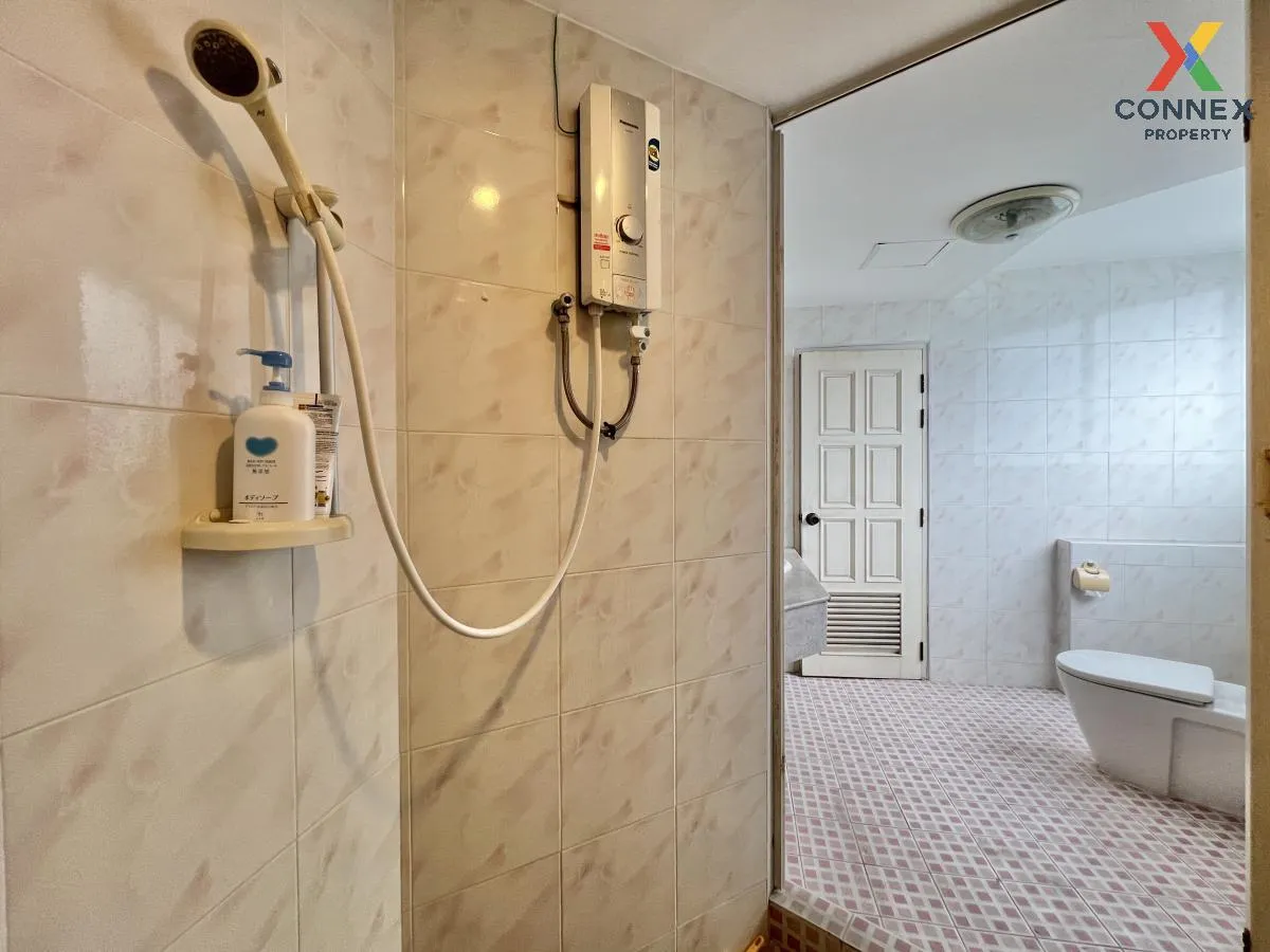 ขายคอนโด  ฟิฟตี้ ฟิฟท์ ทาวเวอร์ ทองหล่อ เพนท์เฮ้าส์ วิวสวย ห้องมุ